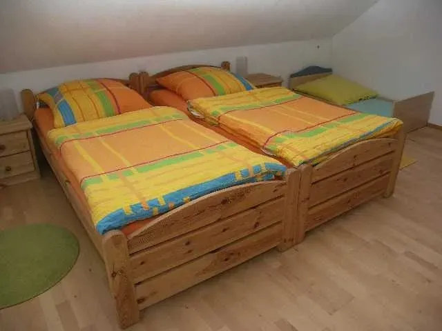 Schlafzimmer112